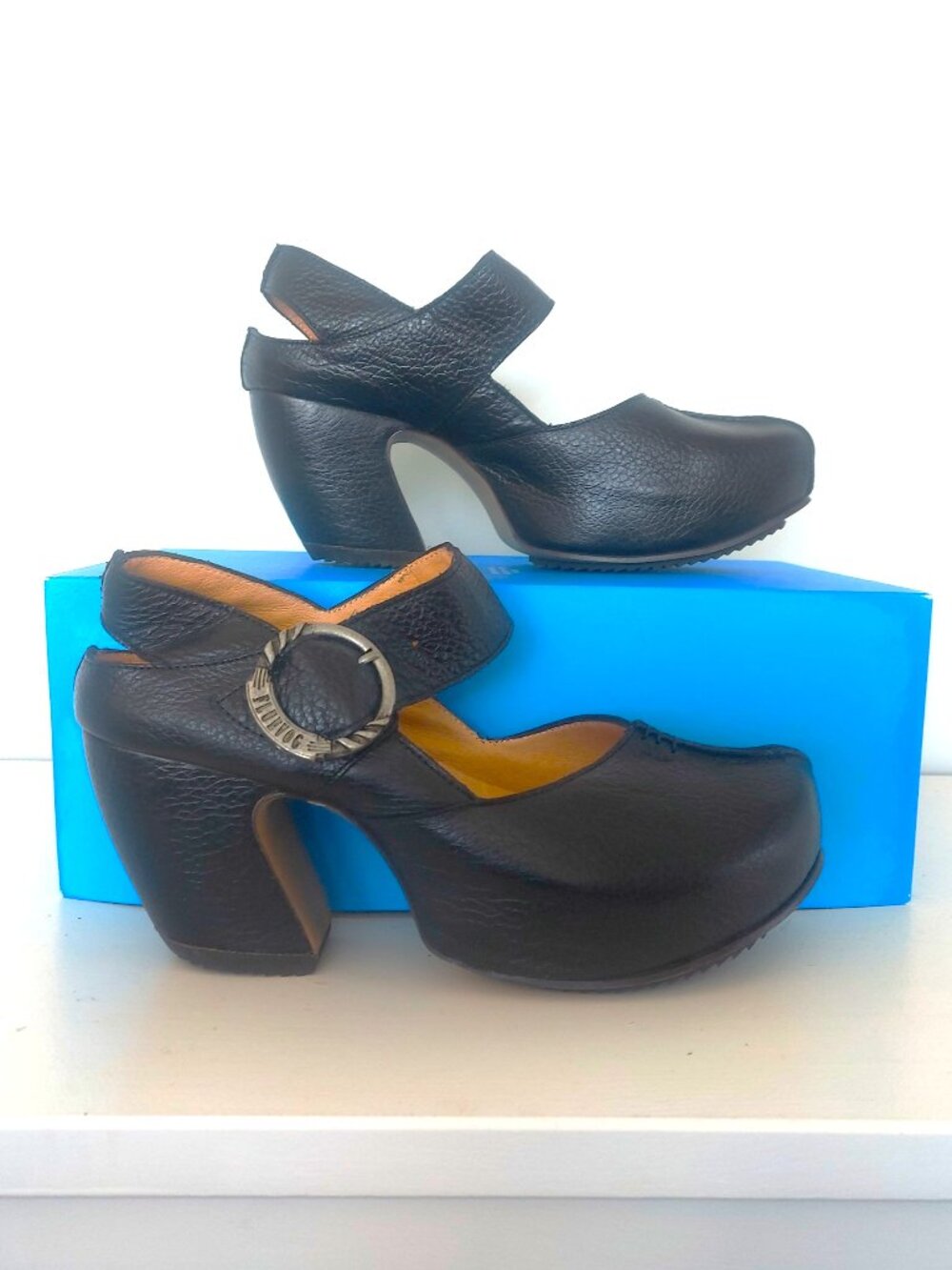 Fluevog Leader Platform Mary Jane Heels - Size 9 (Women's 9/ Men's 7) NWOT